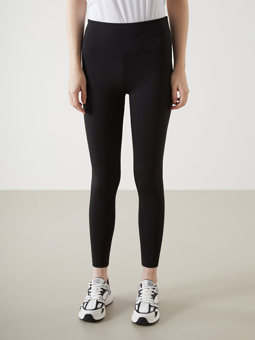 Siyah Beli Lastikli Kadın Tayt-1