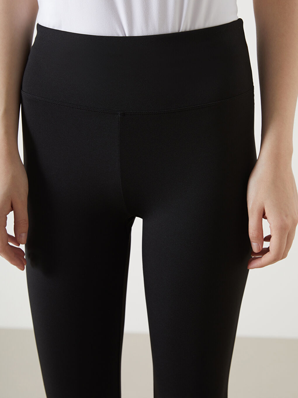 Siyah Beli Lastikli Kadın Tayt-2