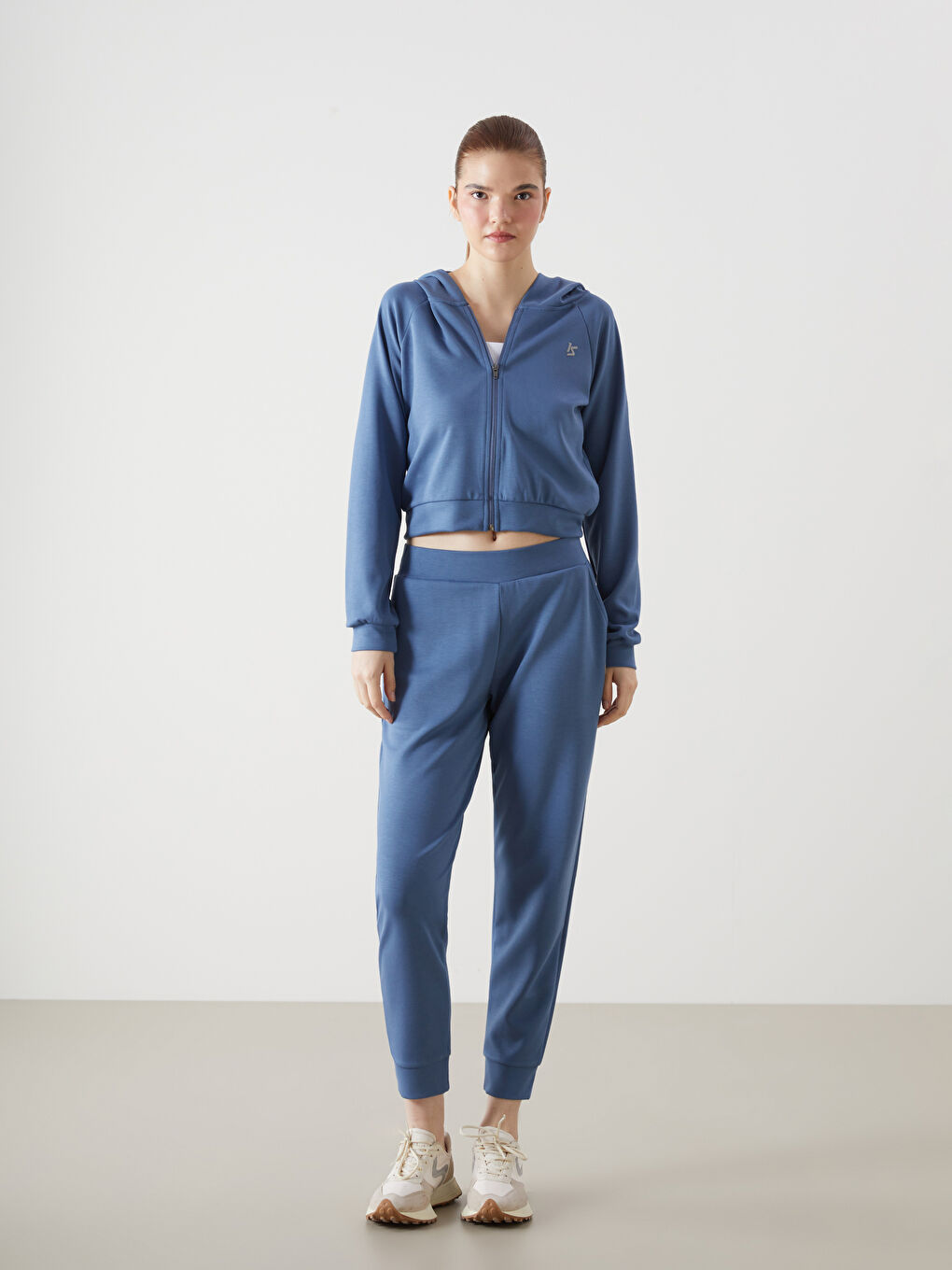 Mavi Kapüşonlu Baskılı Kadın Fermuarlı Sweatshirt-1