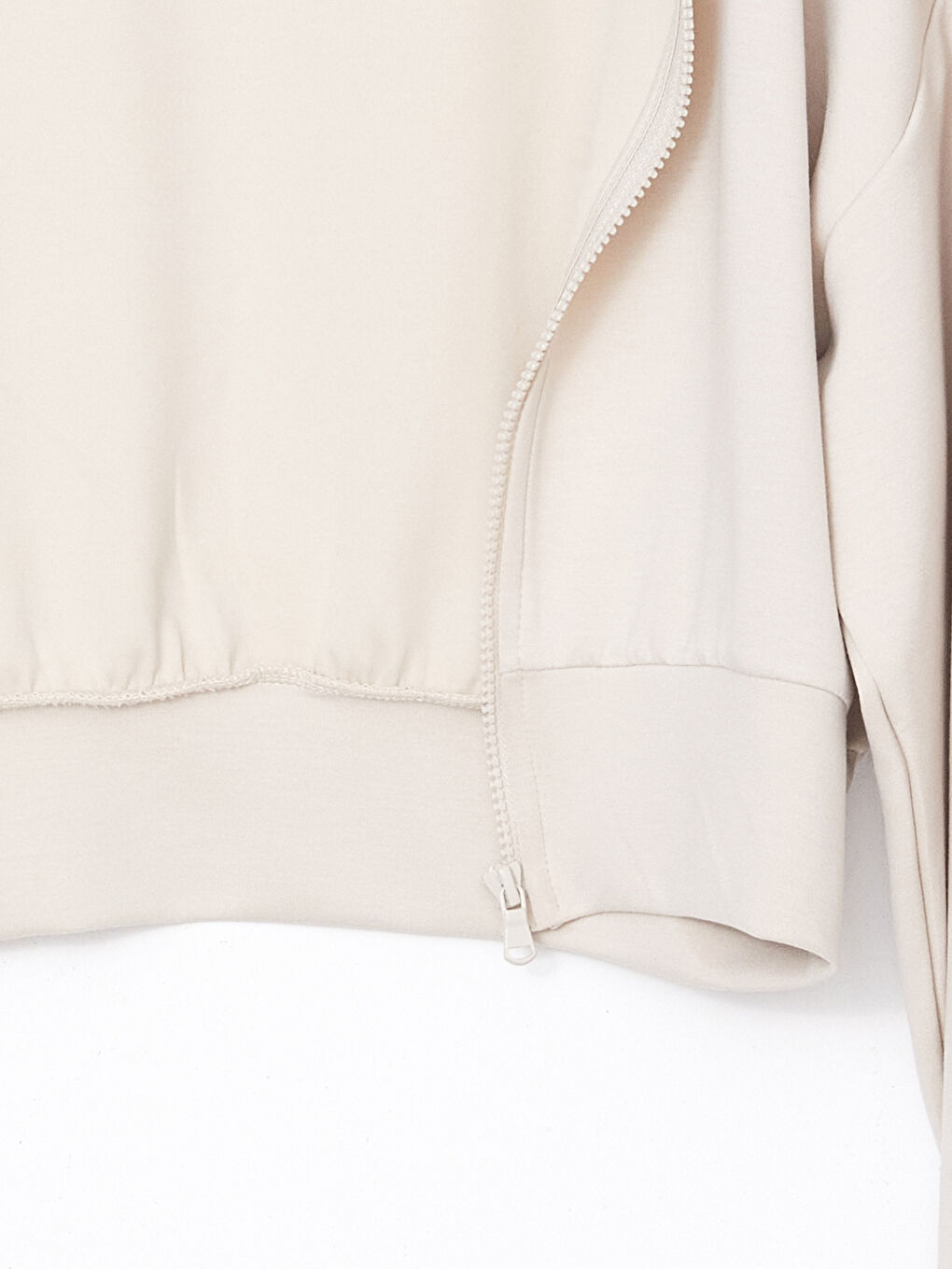 Gri Dik Yaka Baskılı Crop Kadın Fermuarlı Sweatshirt-5