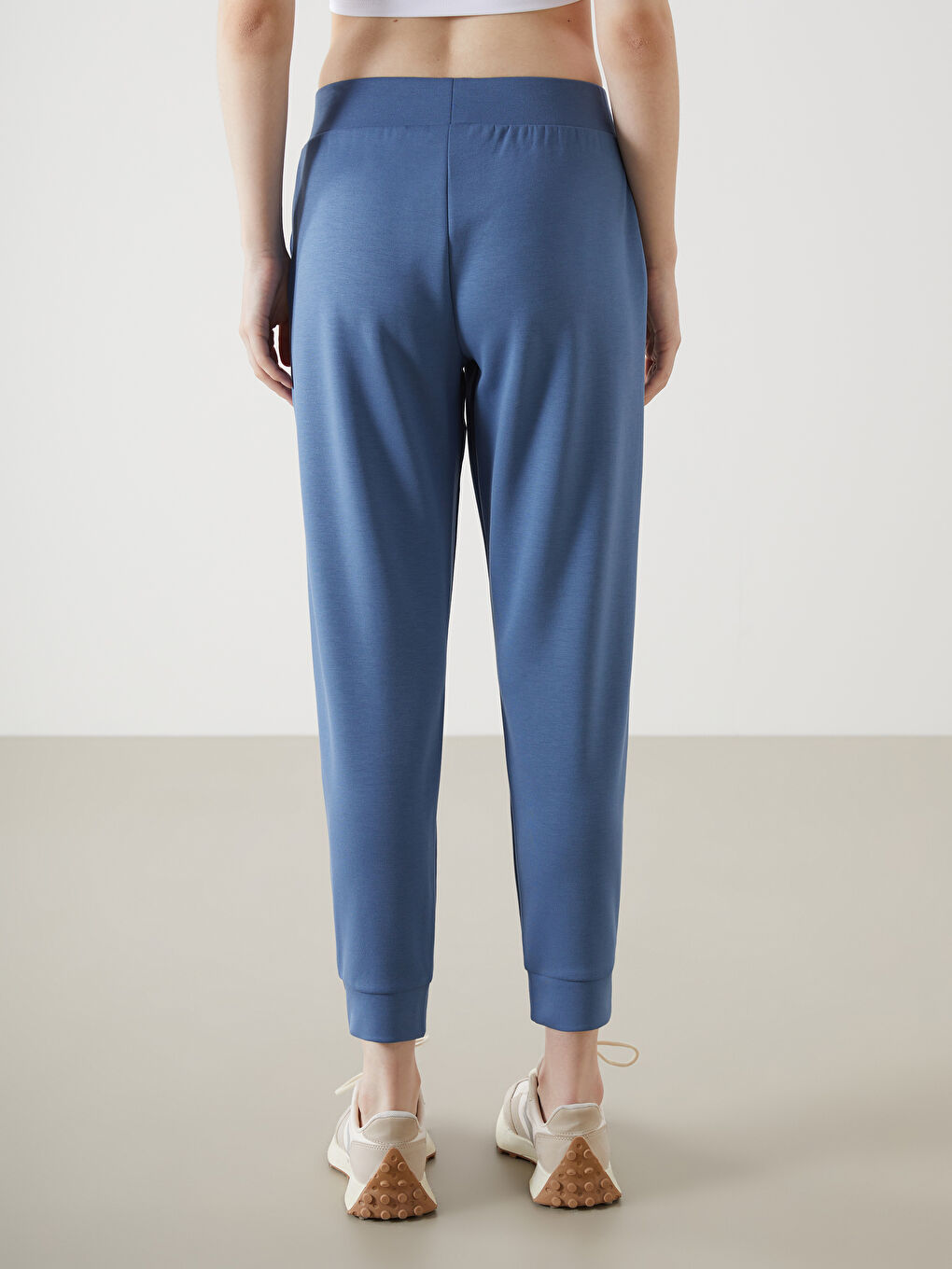 Mavi Beli Lastikli Baskılı Kadın Jogger Eşofman Altı-3