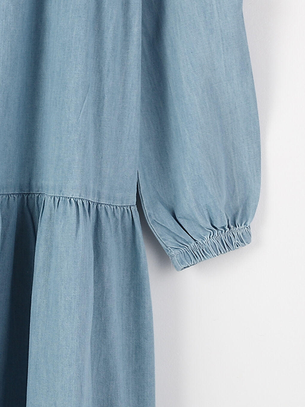 فستان كم طويل بياقة مندرين للسيدات مع تفاصيل رباط عند الخصر-3