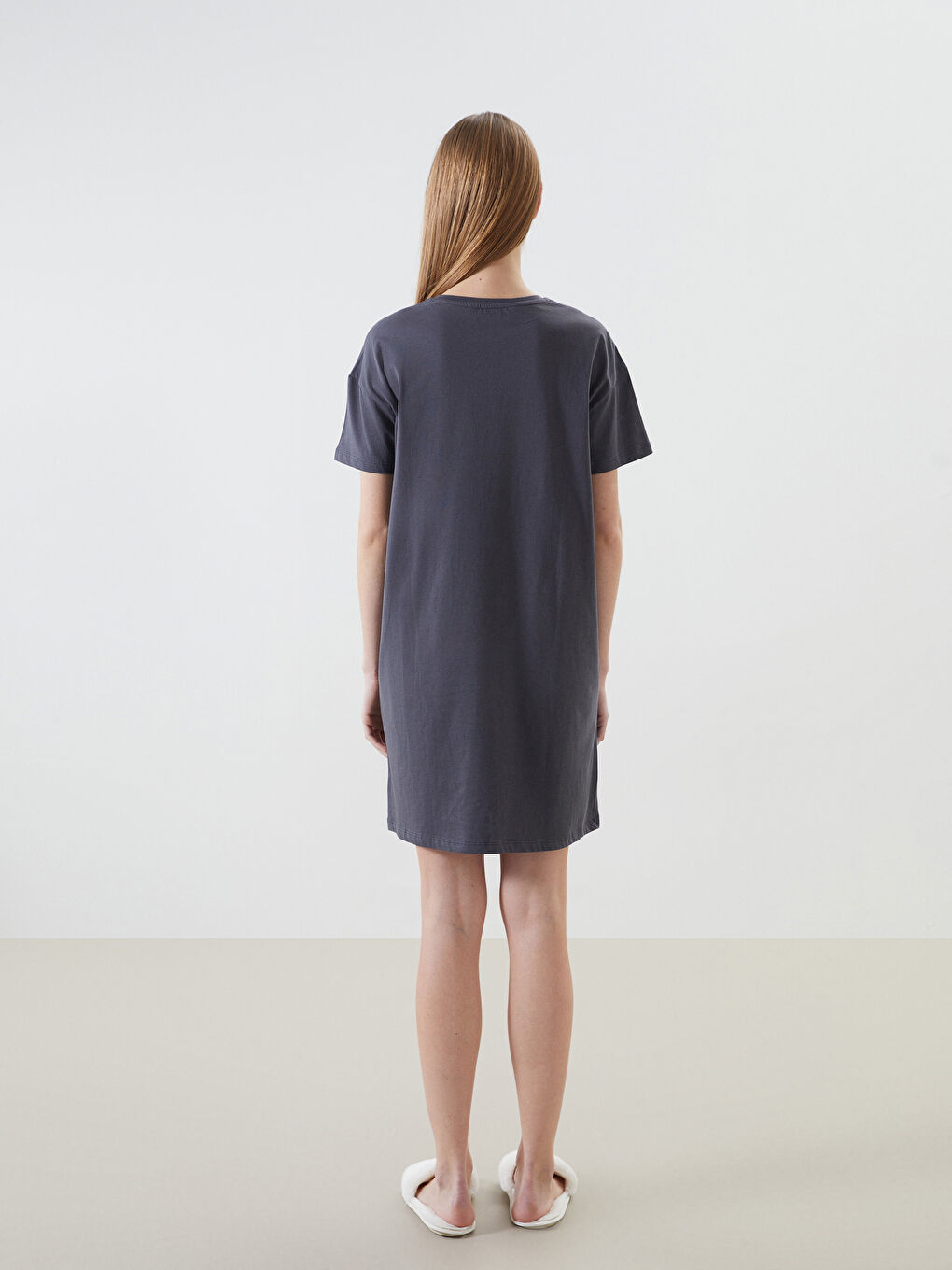 Gri Bisiklet Yaka Baskılı Kadın Gecelik-3