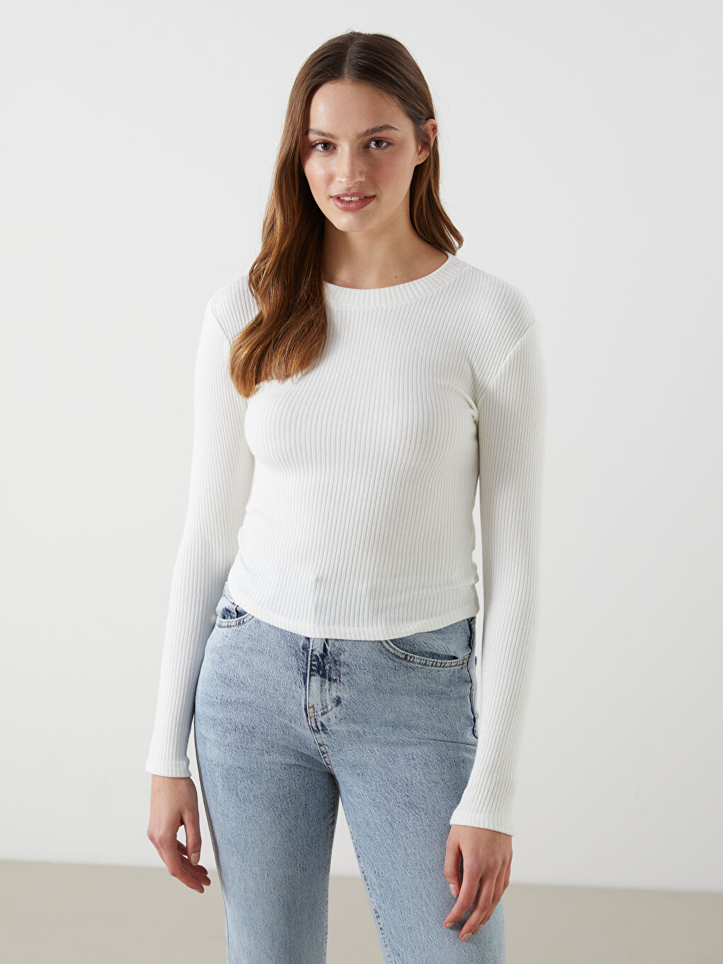 Ekru Bisiklet Yaka Dokulu Kadın Body