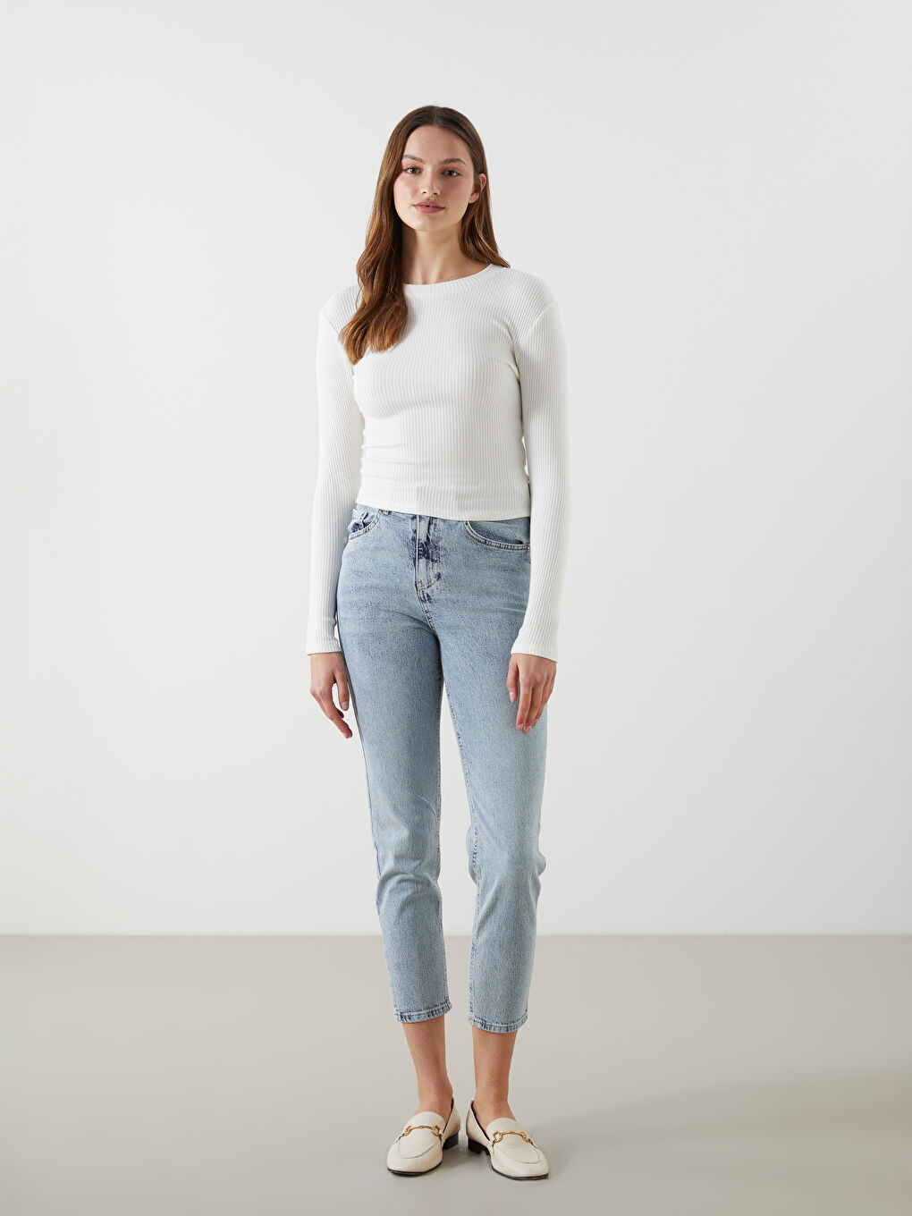 Ekru Bisiklet Yaka Dokulu Kadın Body-1