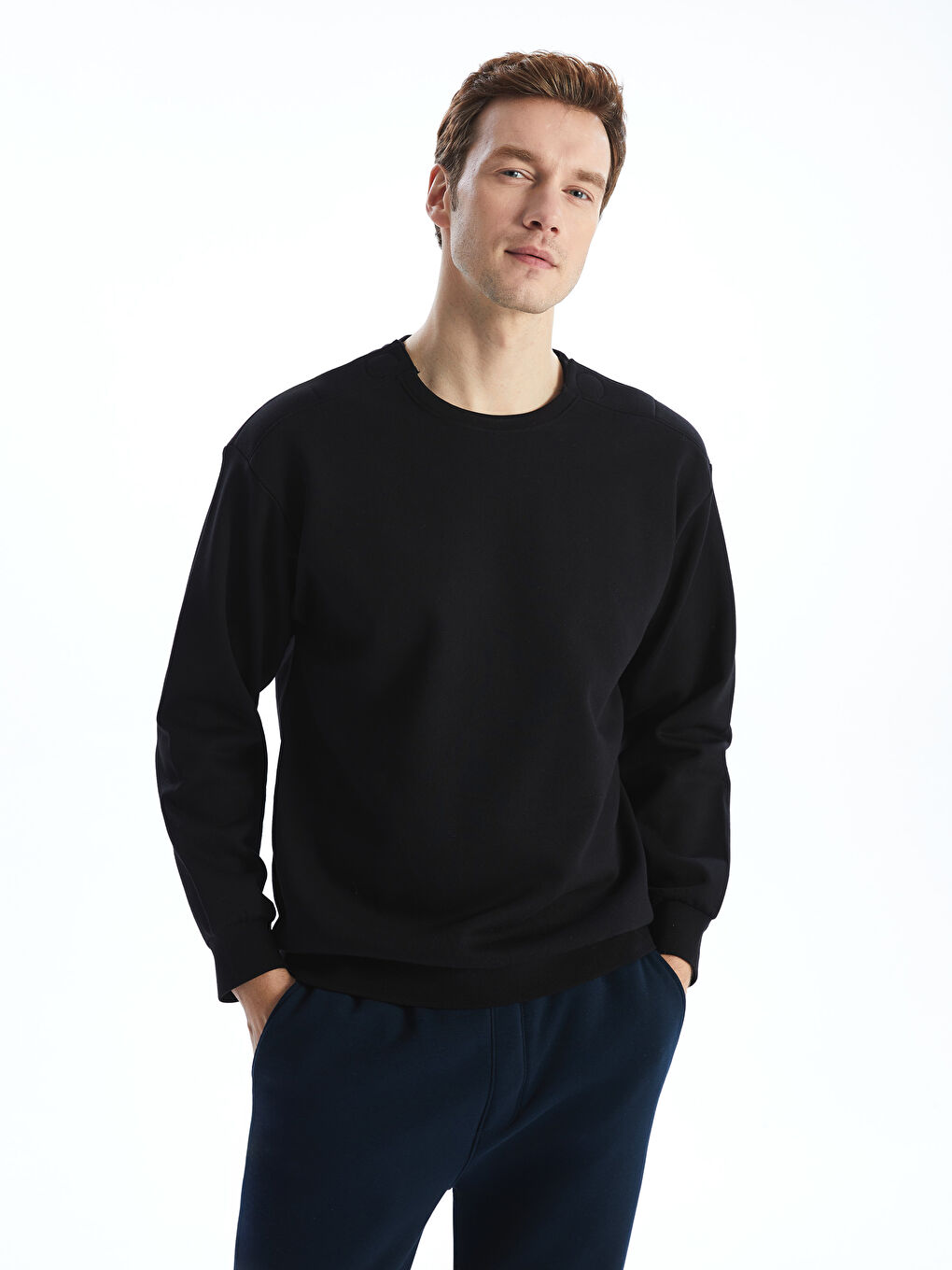 LCW Limitless Siyah Bisiklet Yaka Kısa Kollu Erkek Sweatshirt