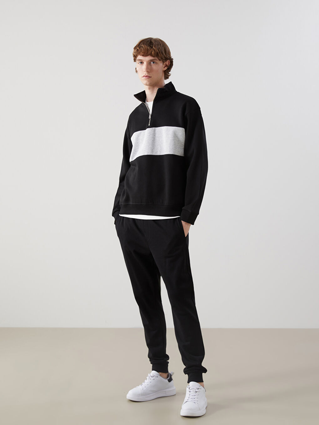 Siyah Standart Kalıp Erkek Jogger Eşofman Altı