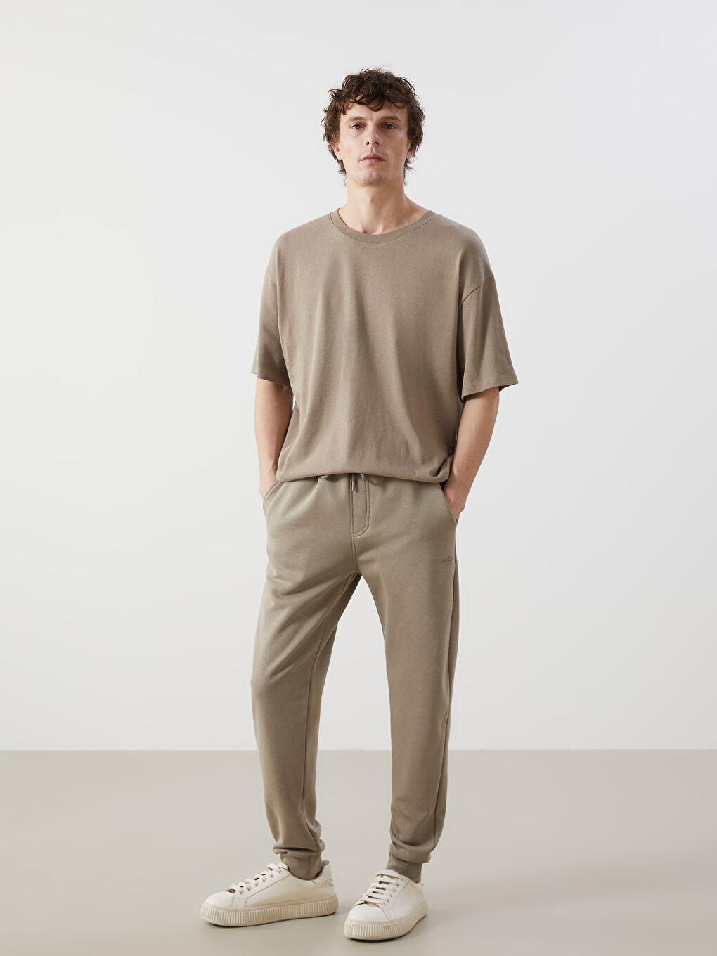 Kahverengi Standart Kalıp Erkek Eşofman Altı