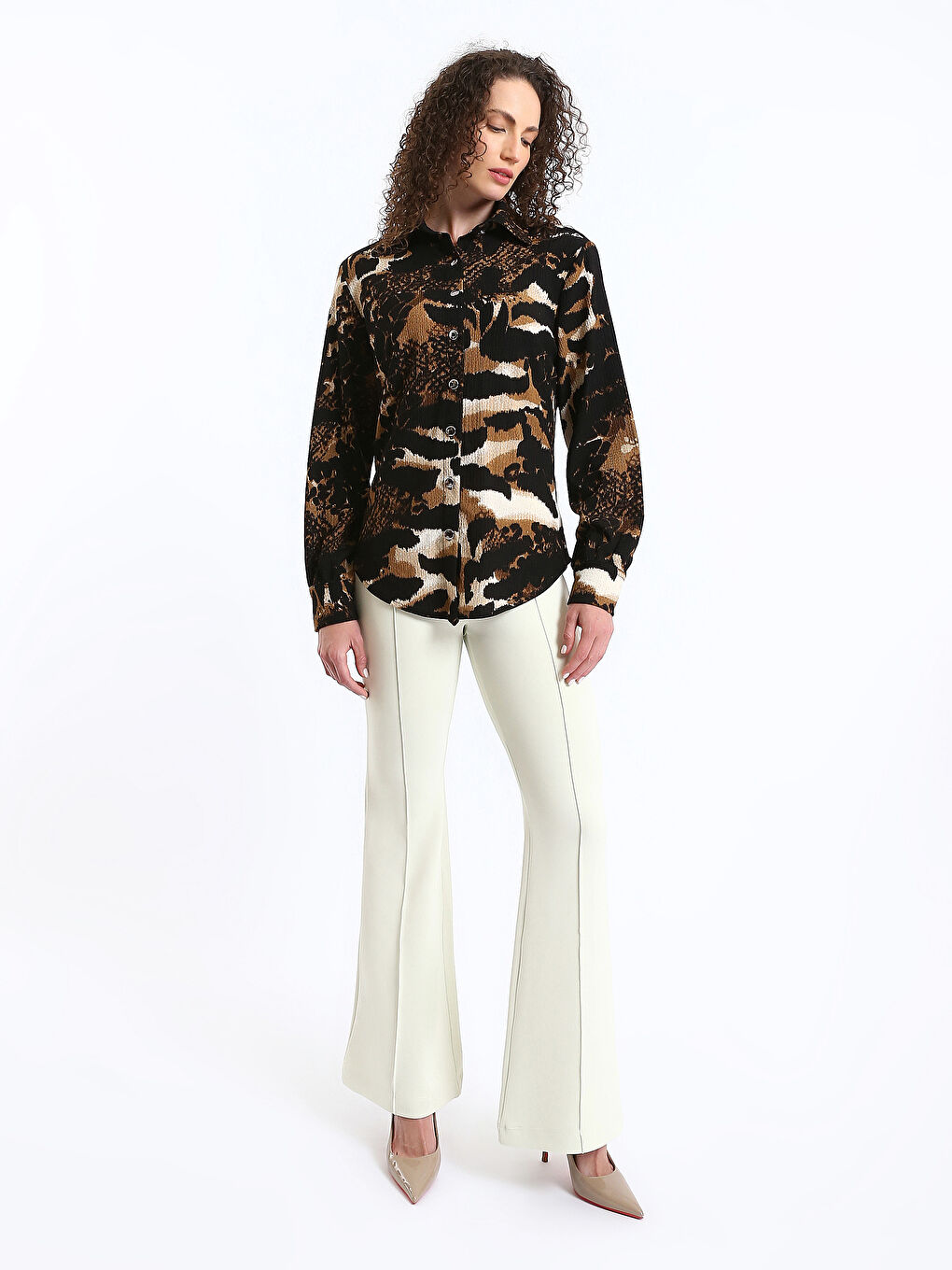 قميص نسائي بياقة قميص وكم طويل-1