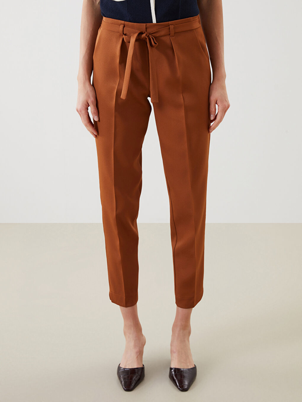 Women's Pleated Trousers with Sash Waist -W4LH74Z8-GBL