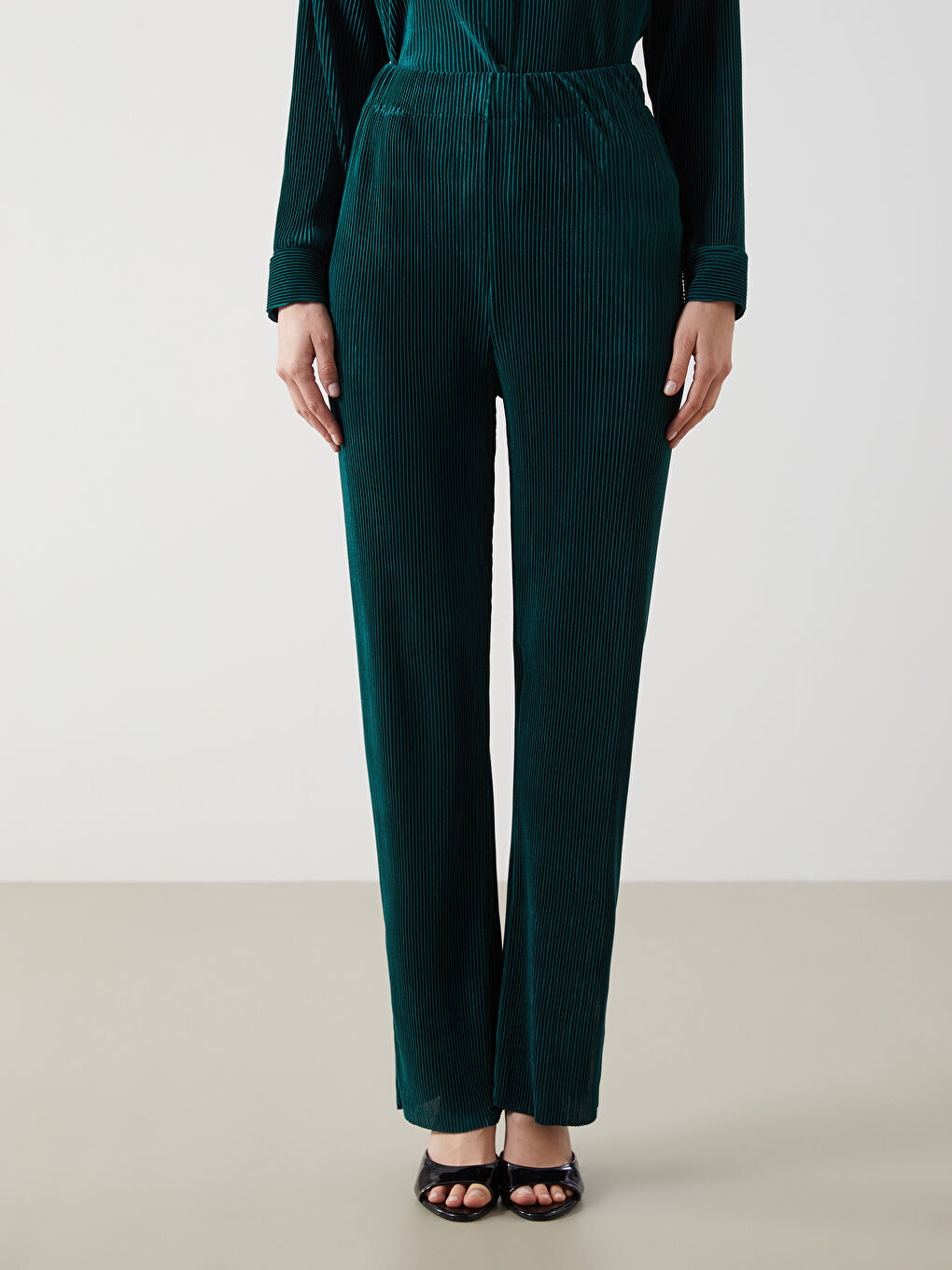 Elasticated Waist Textured Women's Trousers-1