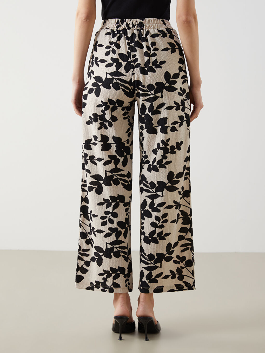 Elasticated Waist Floral Women's Trousers-3