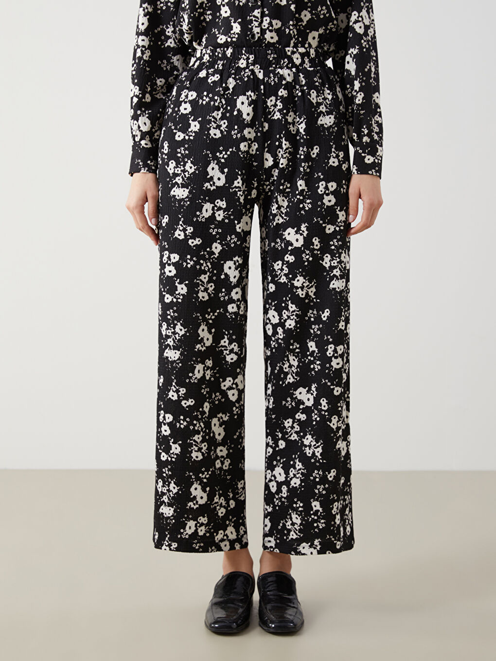 Elasticated Waist Patterned Women's Trousers-1