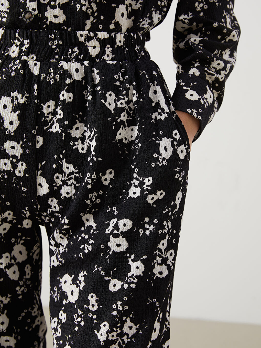 Elasticated Waist Patterned Women's Trousers-2