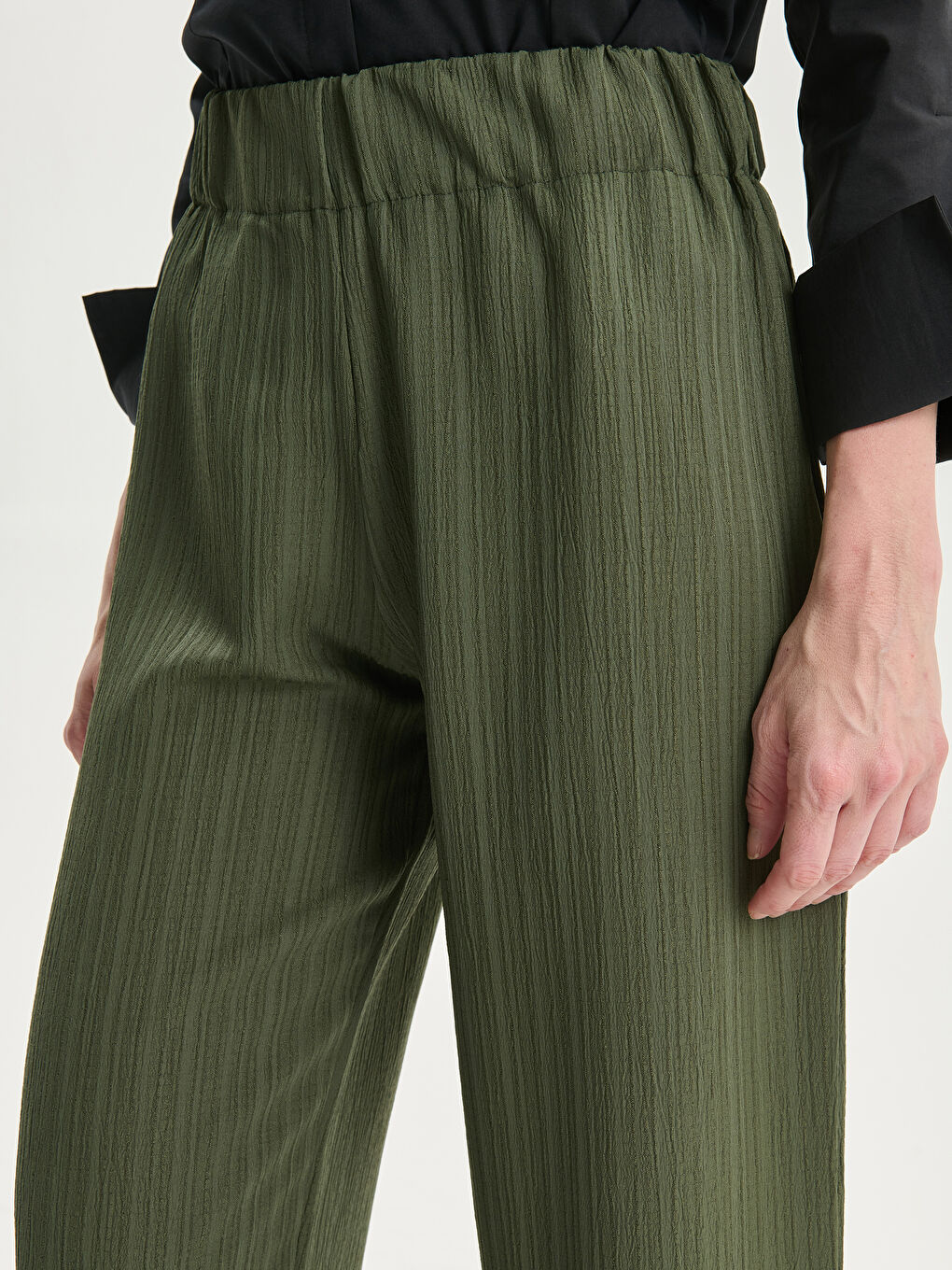 Elasticated Waist Textured Women's Trousers-2