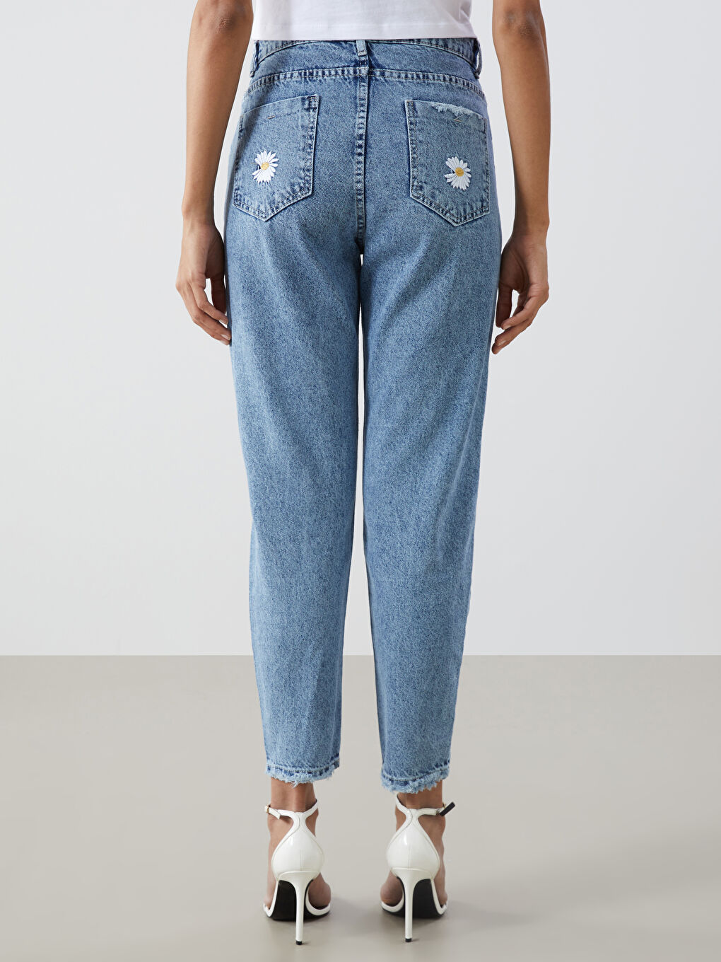 Mom Fit Floral Women's Jeans-3