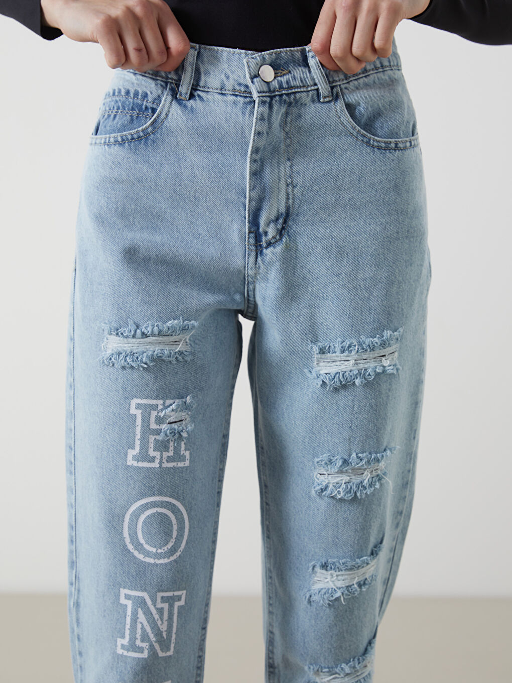 Mom Fit Printed Ripped Detail Women's Jeans -W4LH91Z8-311