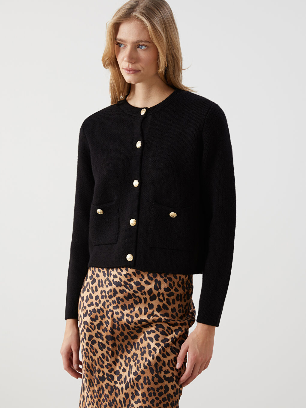 Siyah Bisiklet Yaka Kadın Triko Hırka