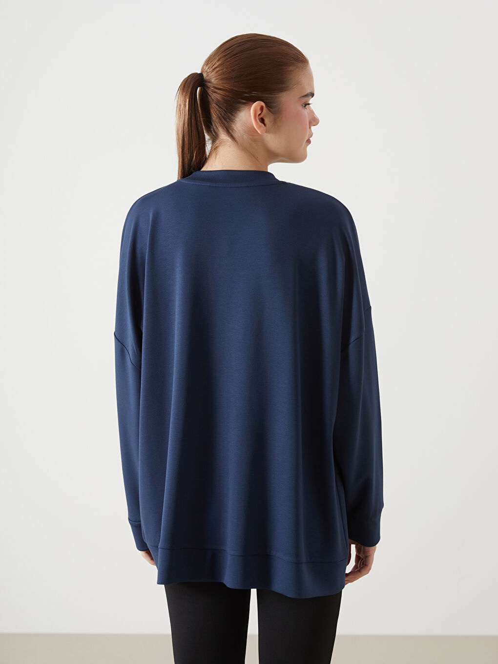 Lacivert Bisiklet Yaka Kadın Sweatshirt-3