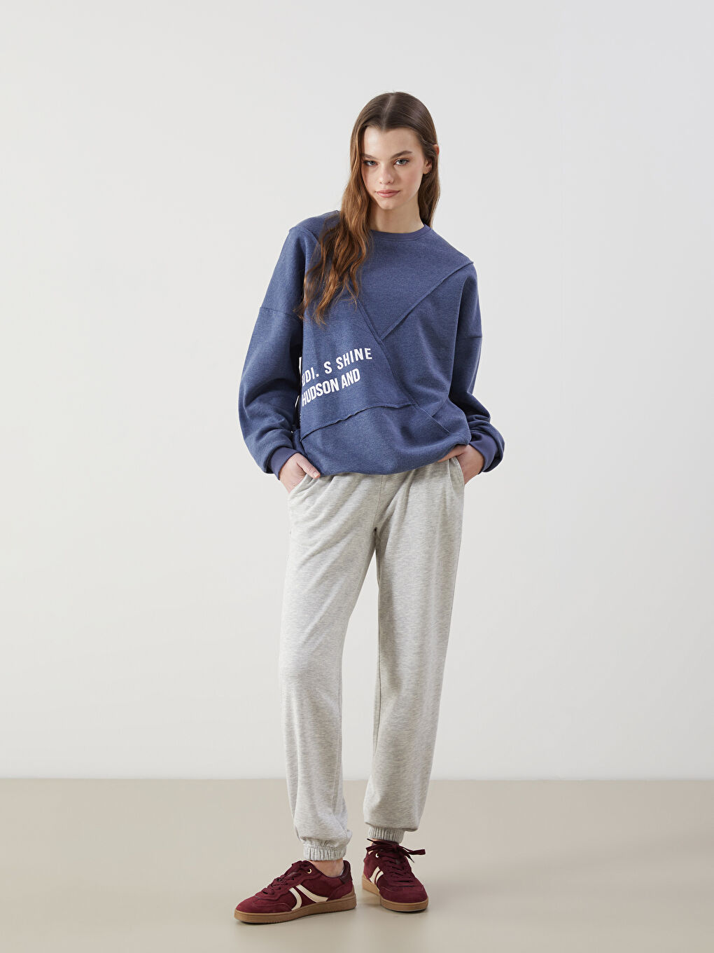 Crew Neck Printed Women's Sweatshirt-1