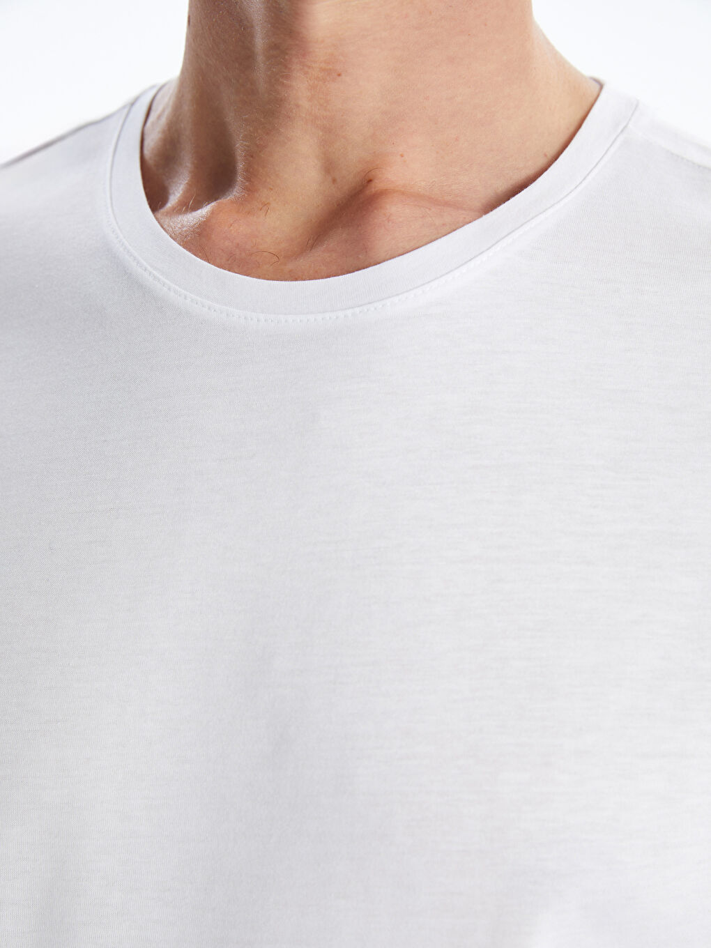 Beyaz Bisiklet Yaka Kısa Kollu Merserize Erkek Tişört-6