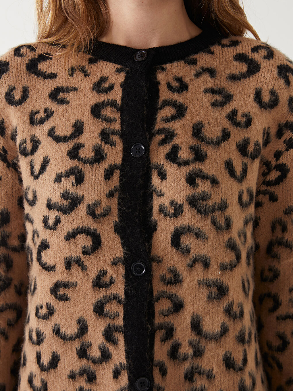 Kahverengi Bisiklet Yaka Leopar Desenli Kadın Triko Hırka-2
