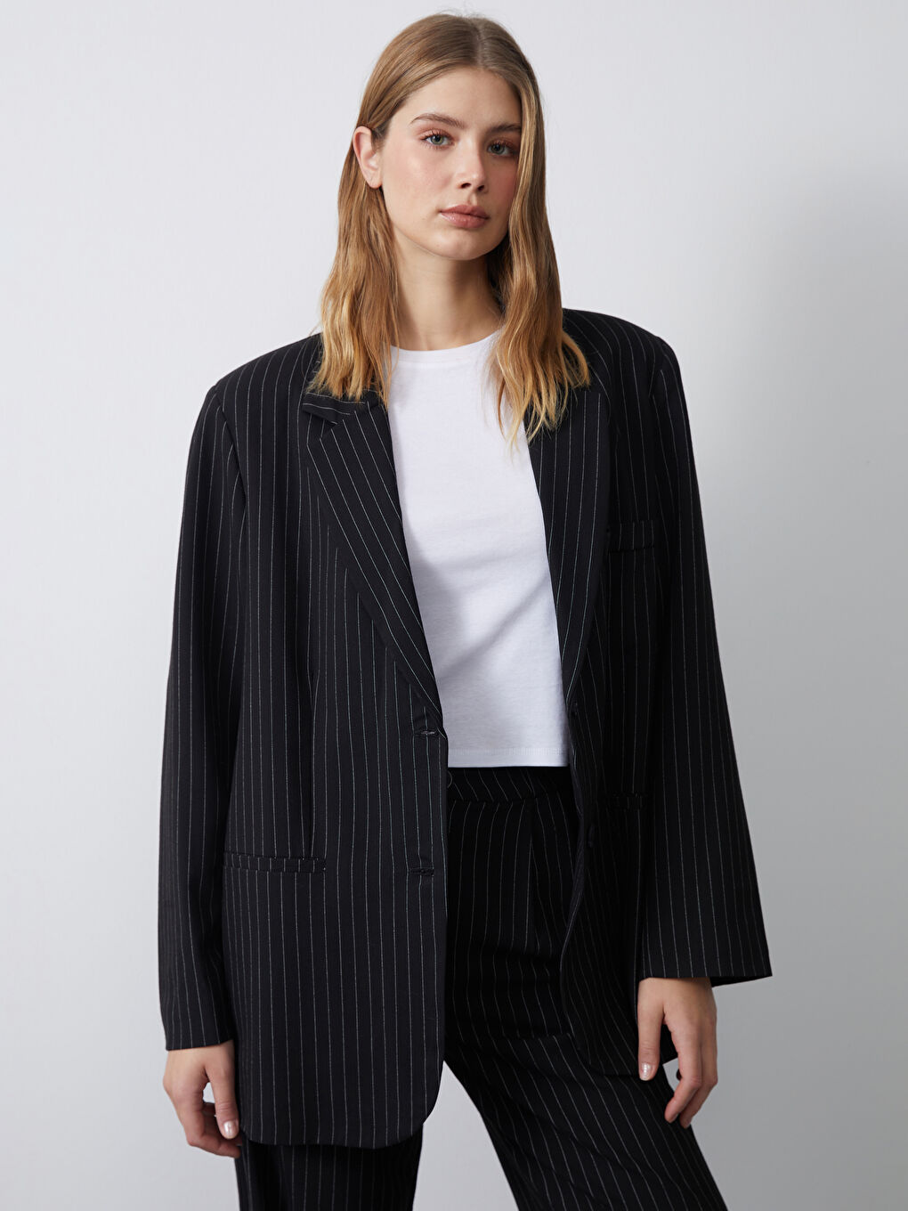 Beyaz Çizgili Kadın Blazer Ceket-2