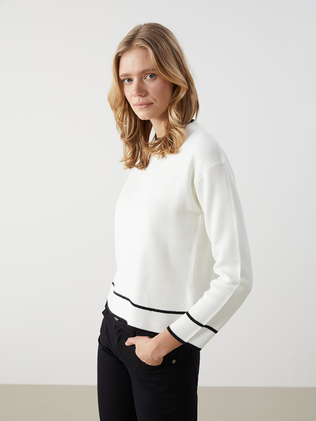 LCW Vision Crew Neck Women's Knitwear Sweater -W4LO25Z8-KNB