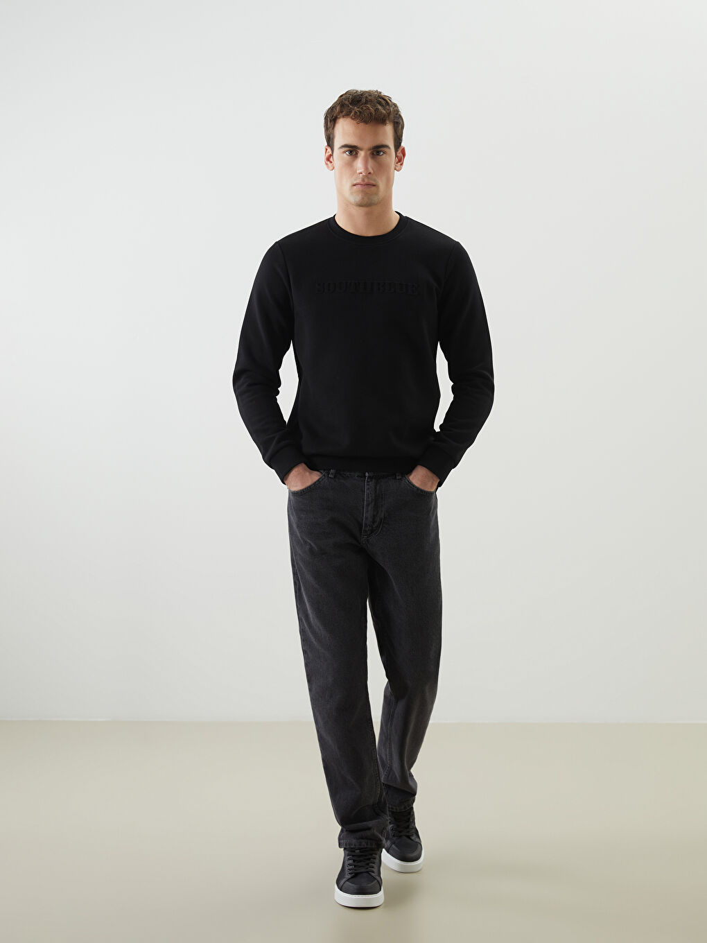 Siyah Bisiklet Yaka Uzun Kollu Baskılı Erkek Sweatshirt-1