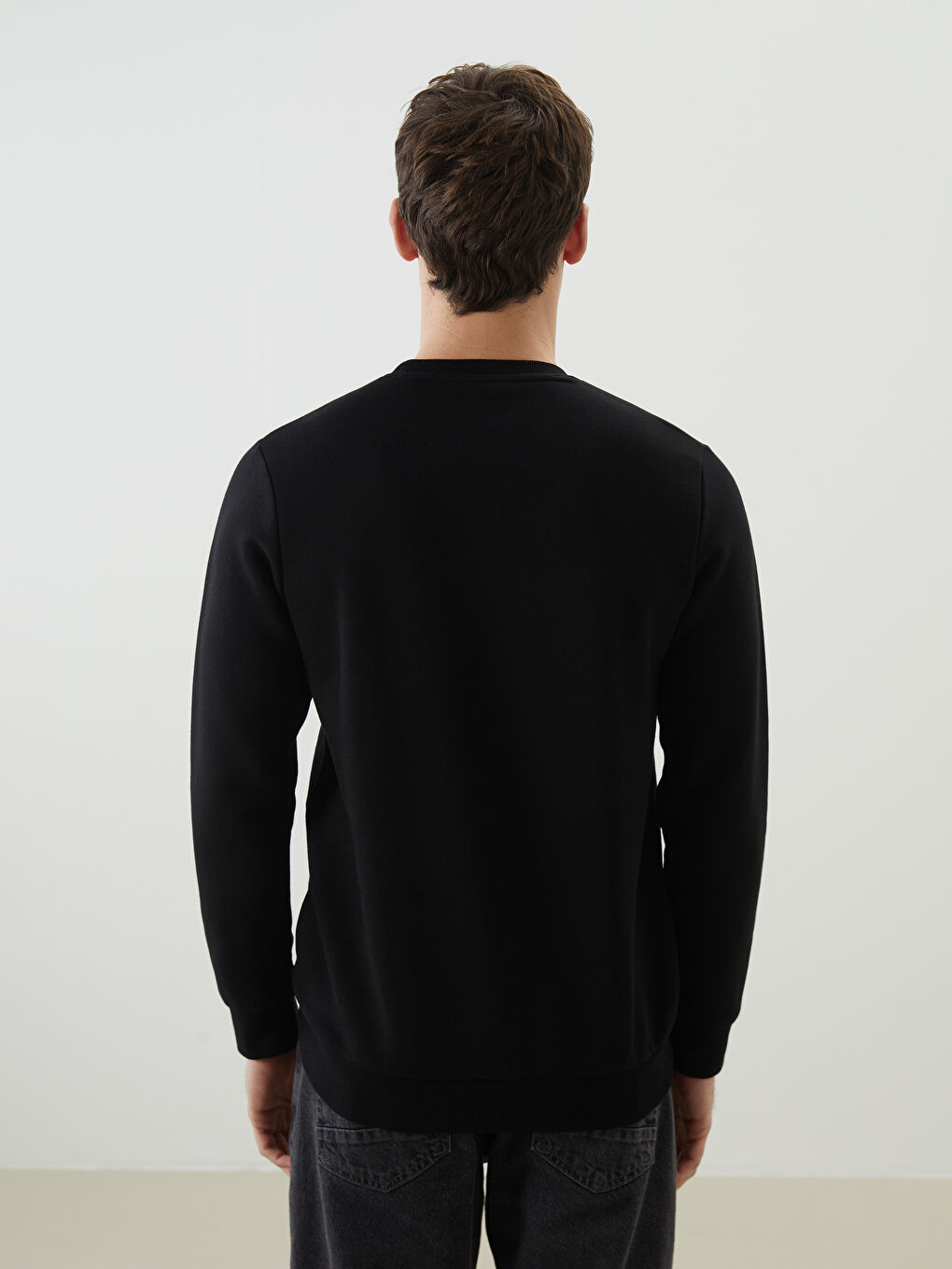 Siyah Bisiklet Yaka Uzun Kollu Baskılı Erkek Sweatshirt-3