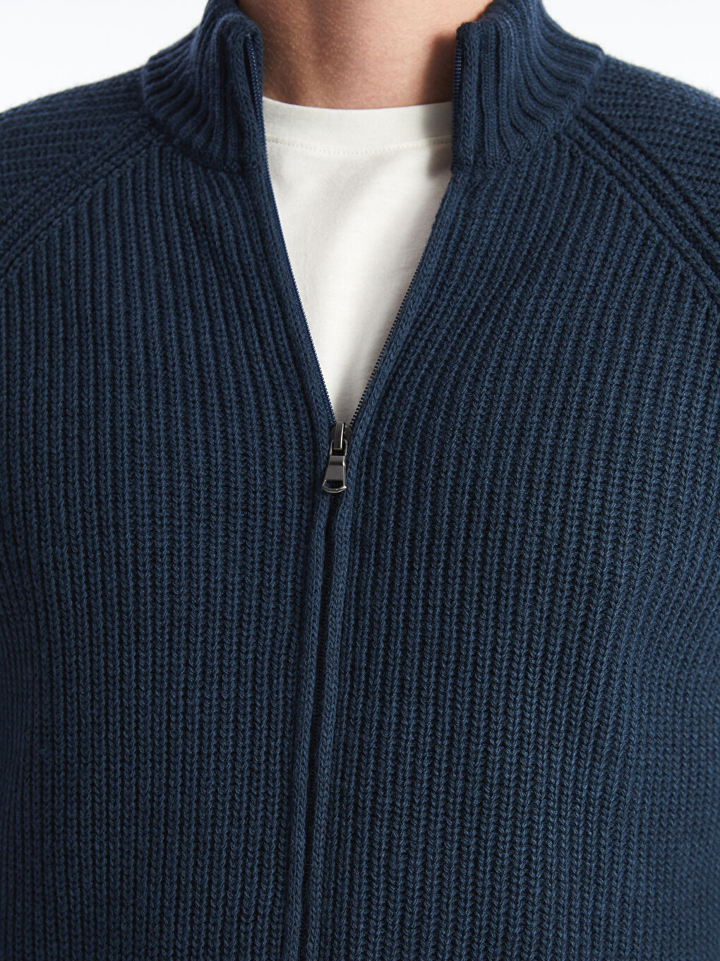 LCWAIKIKI Classic Regular Fit Funnel Neck Men's Knit Cardigan -W52332Z8-D6T