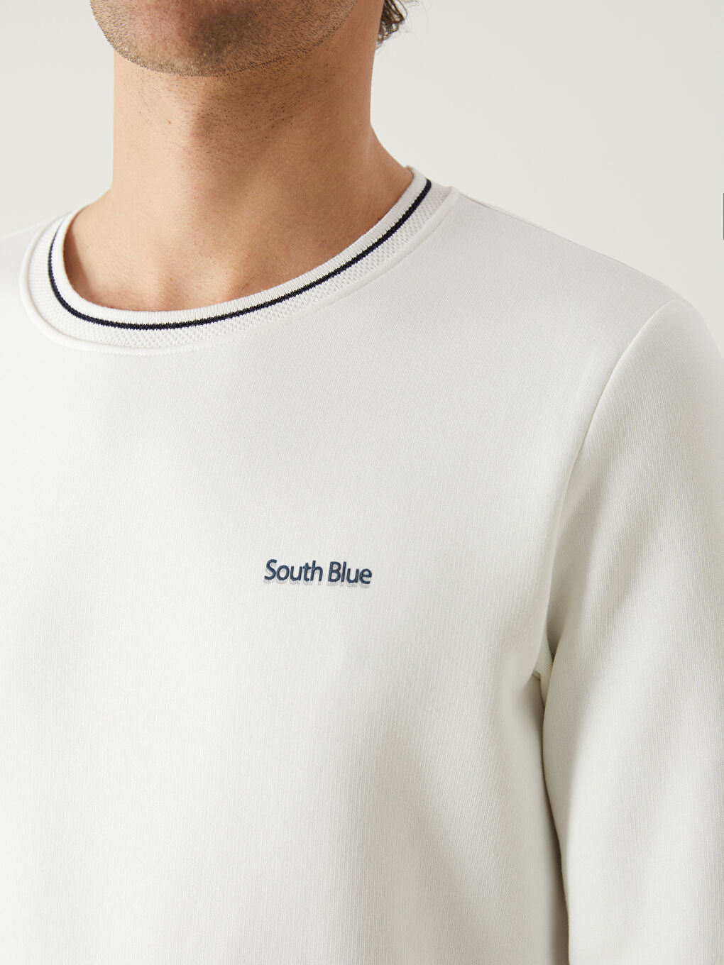 Ekru Bisiklet Yaka Uzun Kollu Erkek Sweatshirt-2