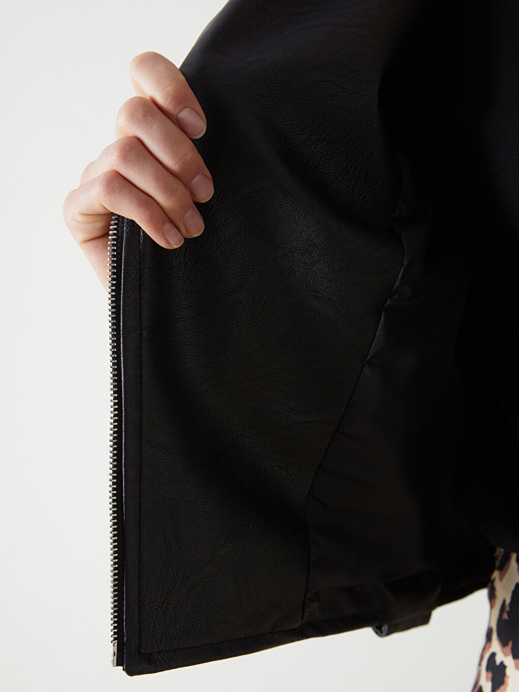 Veste en similicuir à col motard pour Femmes-3