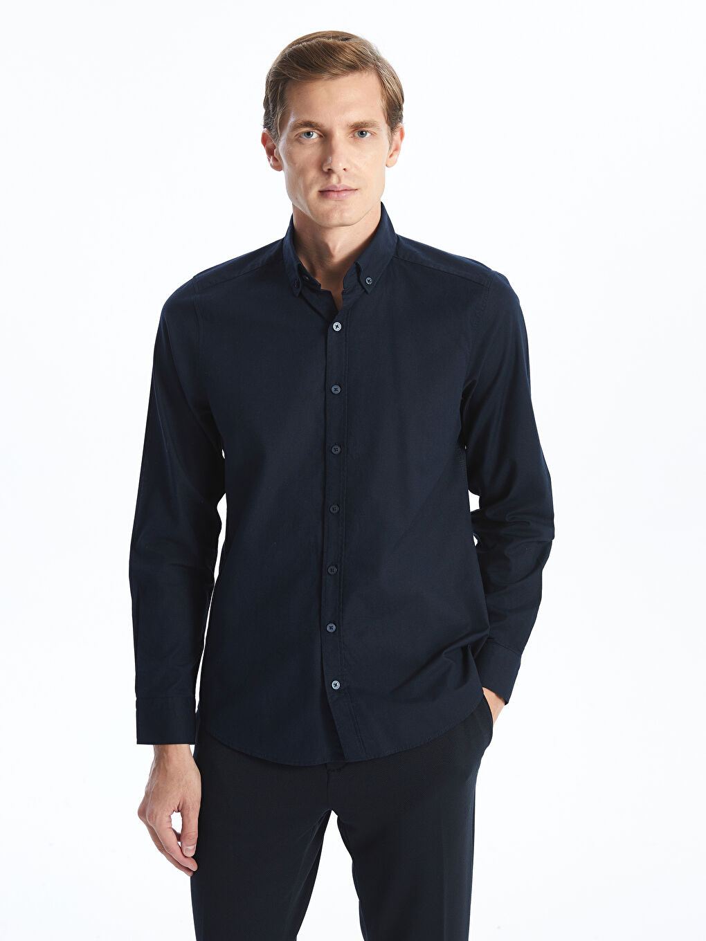 LCWAIKIKI Classic Slim Fit Long Sleeve Oxford Men's Shirt -W52940Z8-UDC