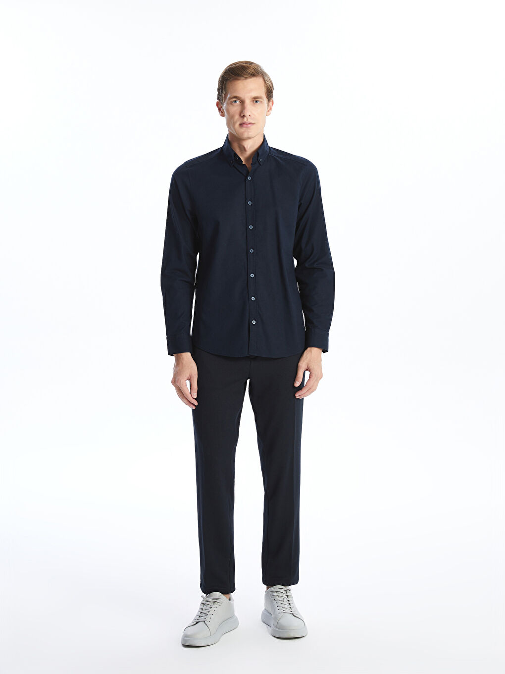 LCWAIKIKI Classic Slim Fit Long Sleeve Oxford Men's Shirt -W52940Z8-UDC