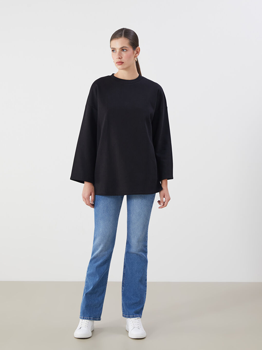 Siyah Bisiklet Yaka Oversize Kadın Kalın Sweatshirt Tunik-1