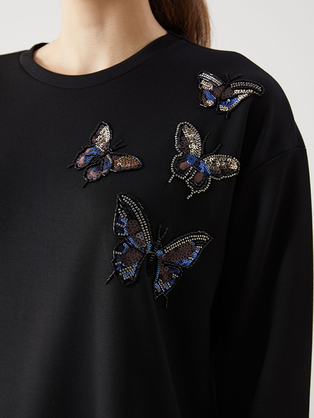 Siyah Bisiklet Yaka İşlemeli Oversize Kadın Sweatshirt Tunik-2