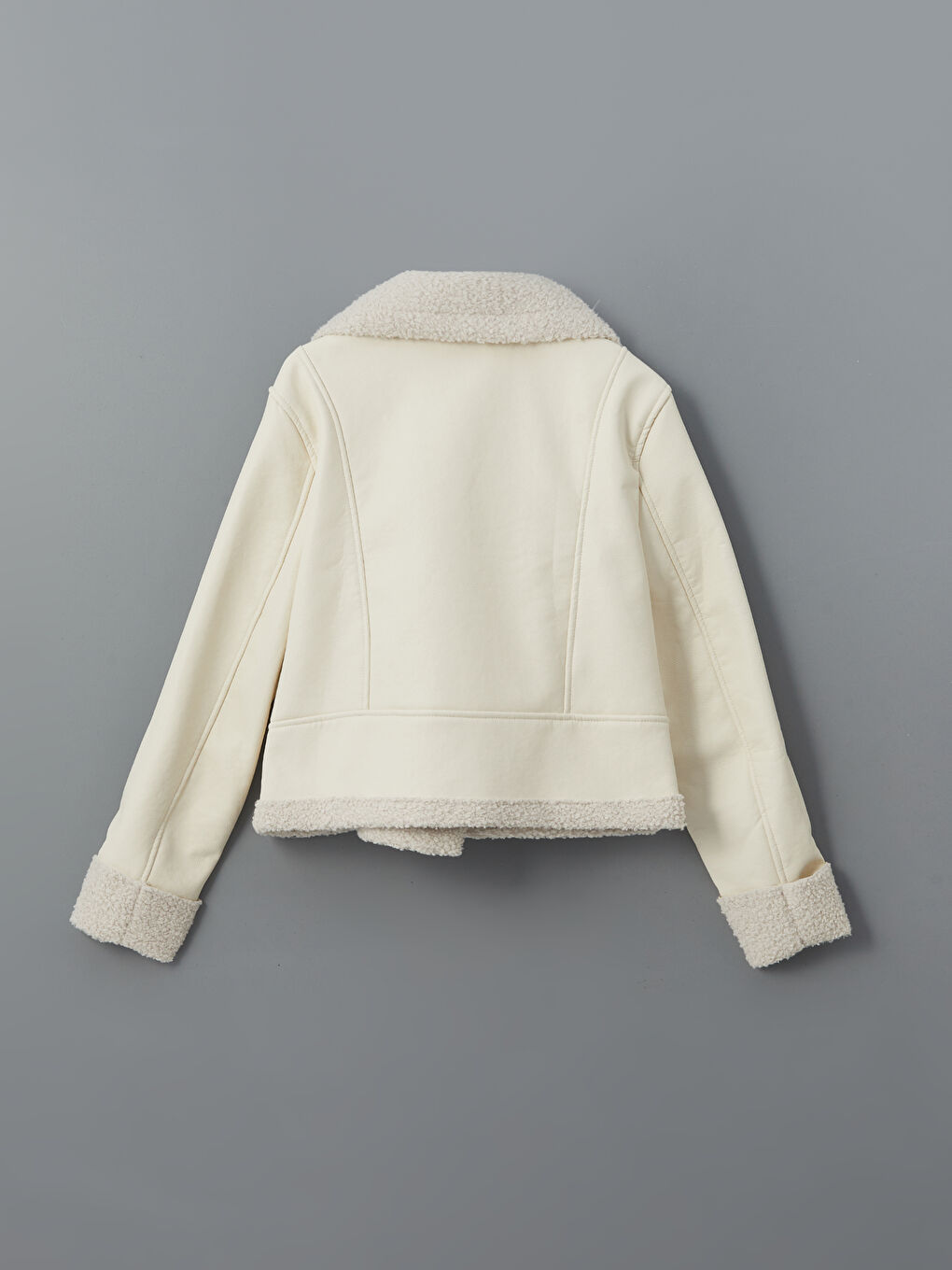 معطف جلد صناعي أوفراسايز بياقة بايكر للسيدات-6