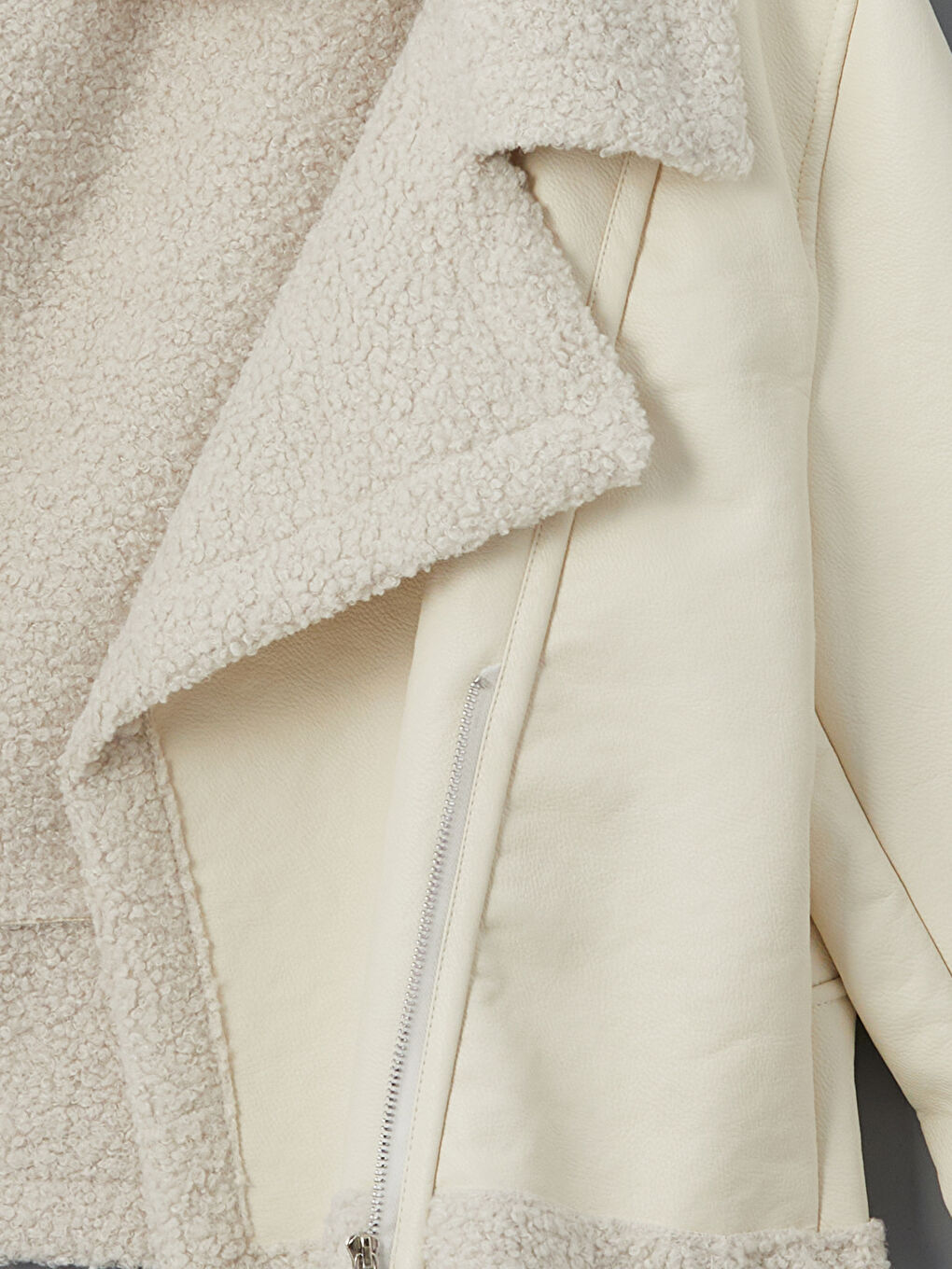 معطف جلد صناعي أوفراسايز بياقة بايكر للسيدات-7