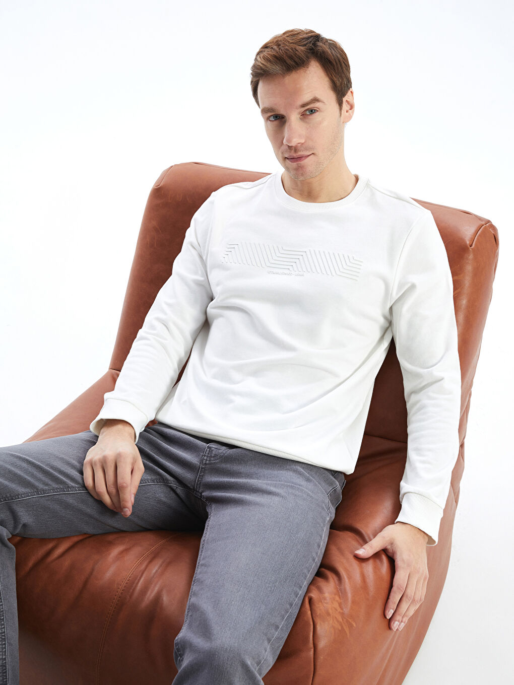 Crew Neck Long Sleeve Printed Men's Sweatshirt