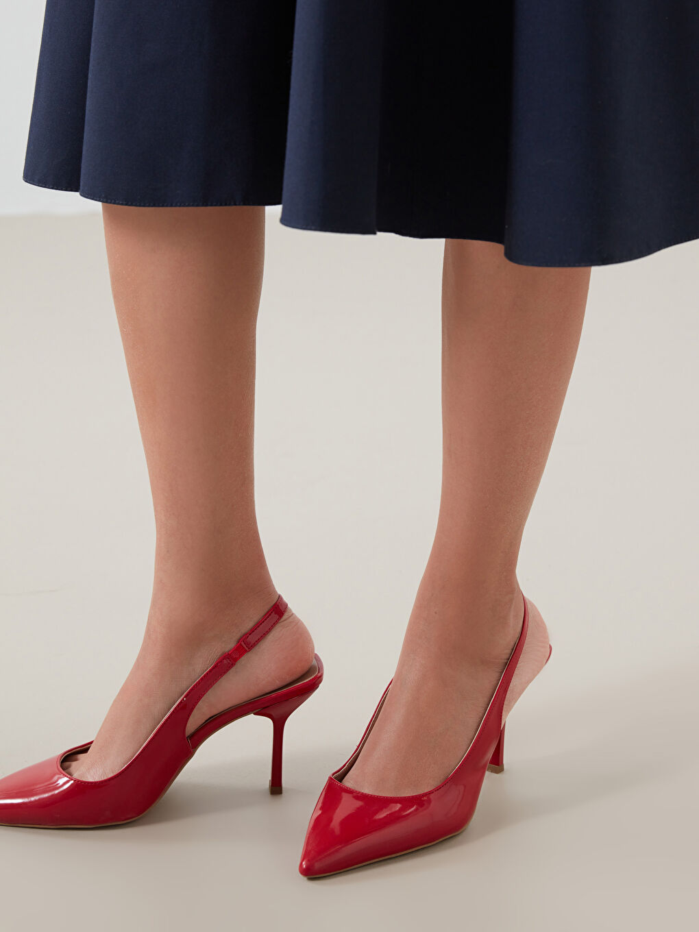 Kırmızı Sivri Burun Kadın Topuklu Ayakkabı-3