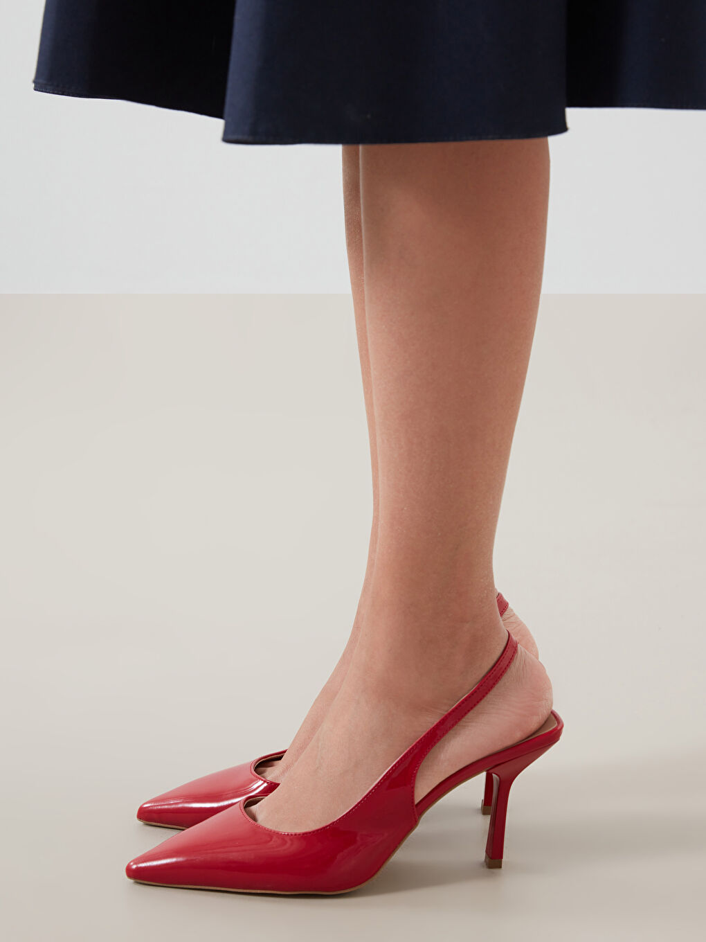 Kırmızı Sivri Burun Kadın Topuklu Ayakkabı-4