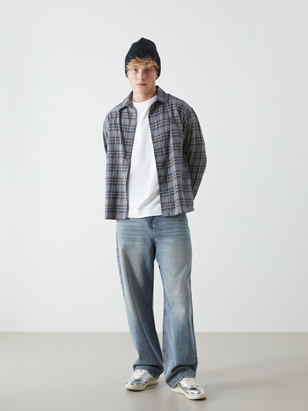 Gri Rahat Kalıp Uzun Kollu Ekose Erkek Gömlek-2