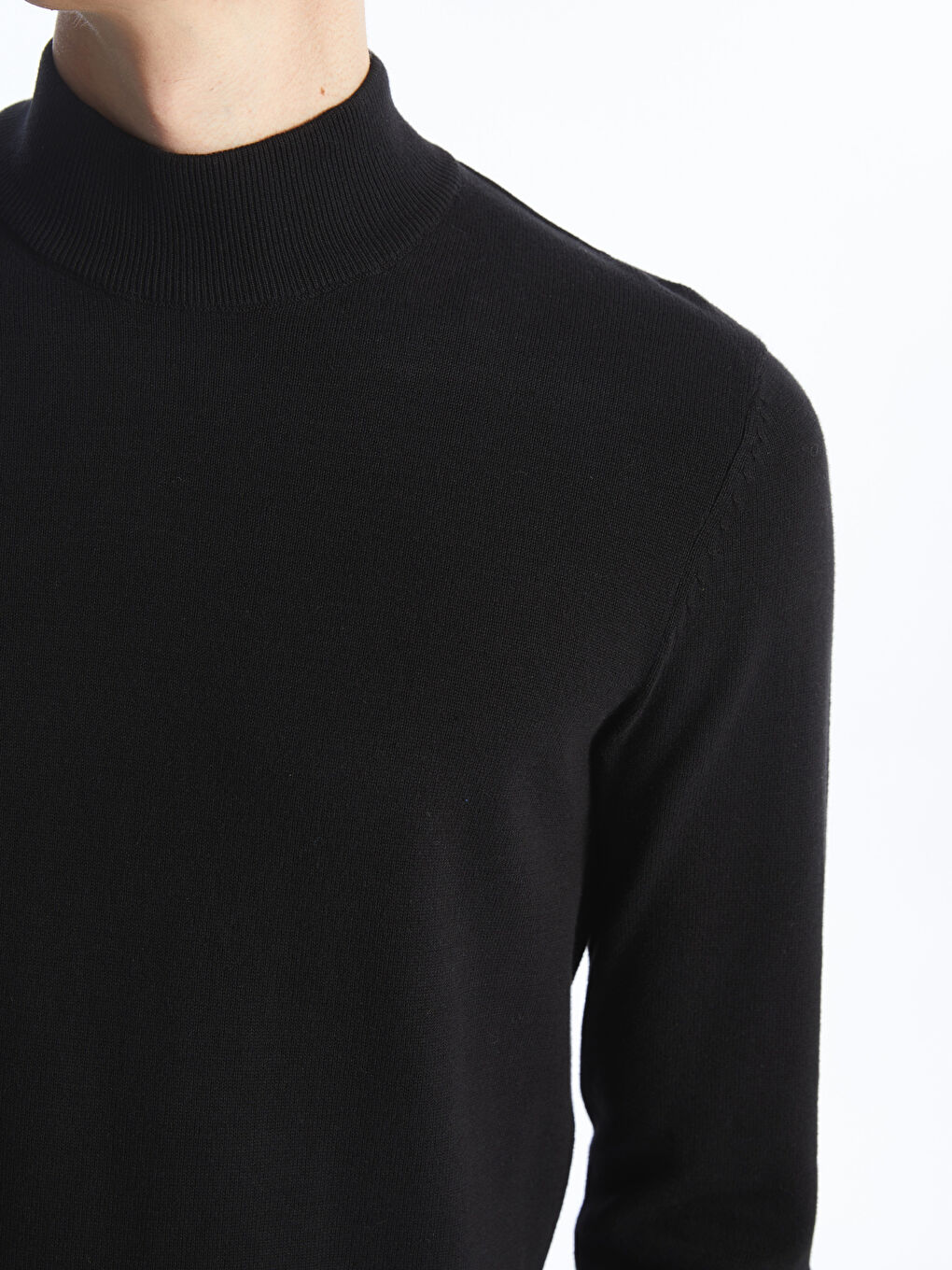 Half Turtleneck Men's Knitwear Sweater-3