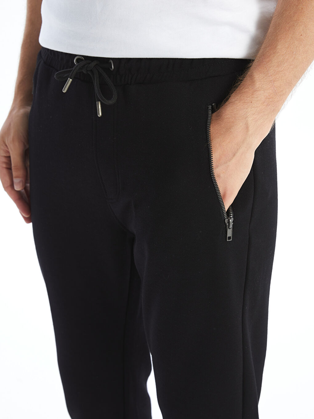 LCWAIKIKI كلاسيك پانتۆڵی ئارەقە فیتی ئاسایی بۆ پیاوان -W54484Z8-CVL