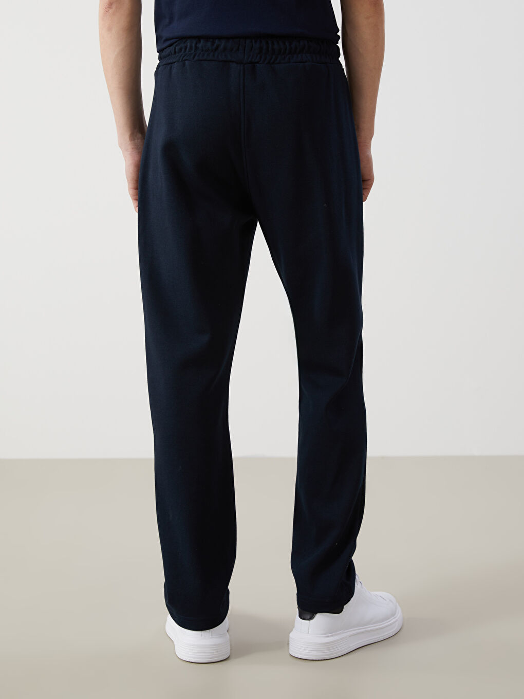 LCWAIKIKI Classic Standard Fit Men's Sweatpants -W54484Z8-RFH