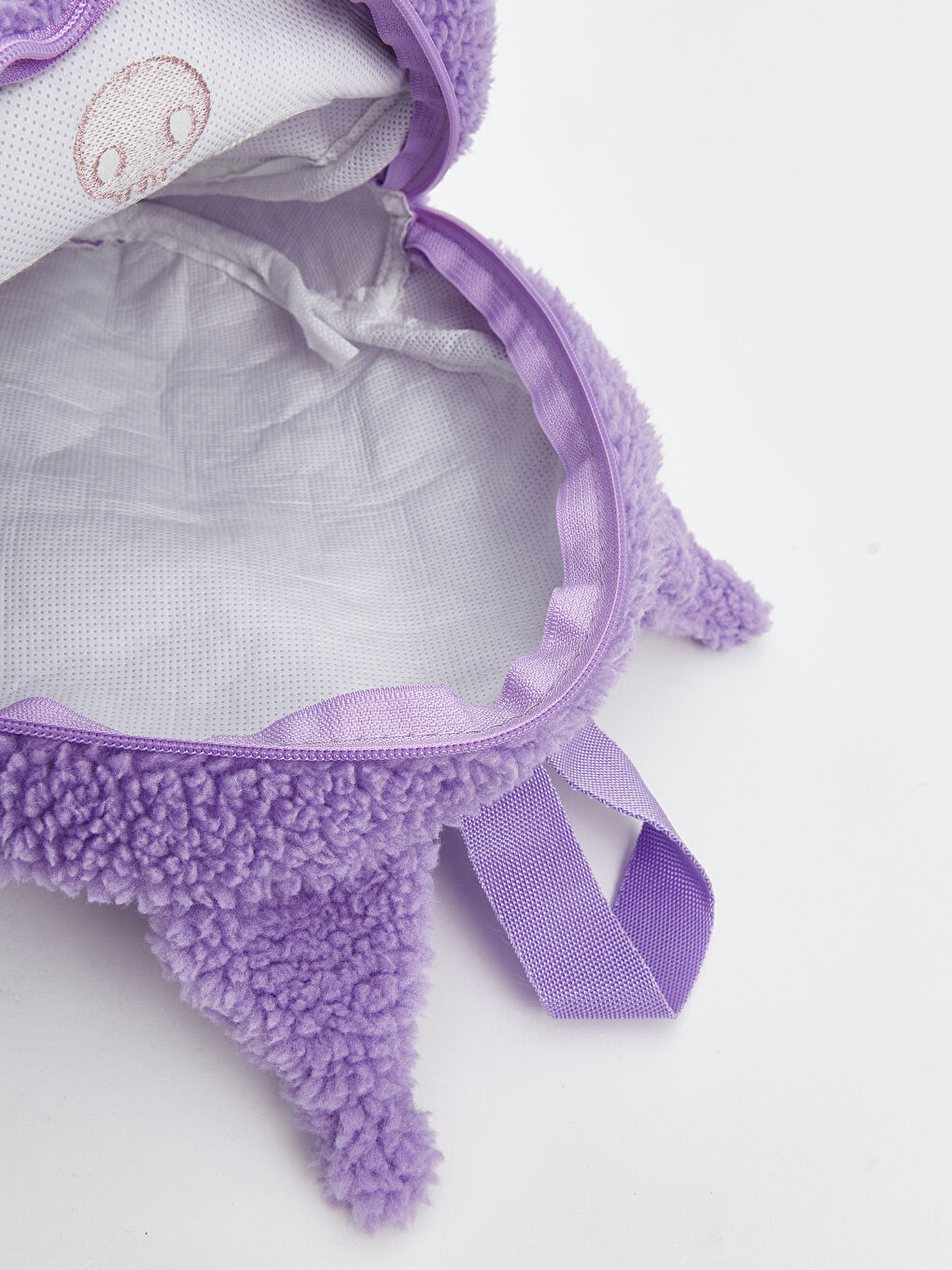 LCW ACCESSORIES Lila Kuromi Baskılı Pelüş Kız Çocuk Sırt Çantası - 3