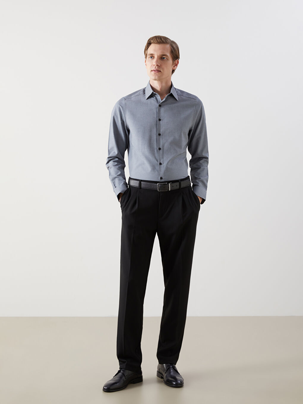 LCWAIKIKI Formal Slim Fit Long Sleeve Dobby Men's Shirt -W4LU71Z8-CS0