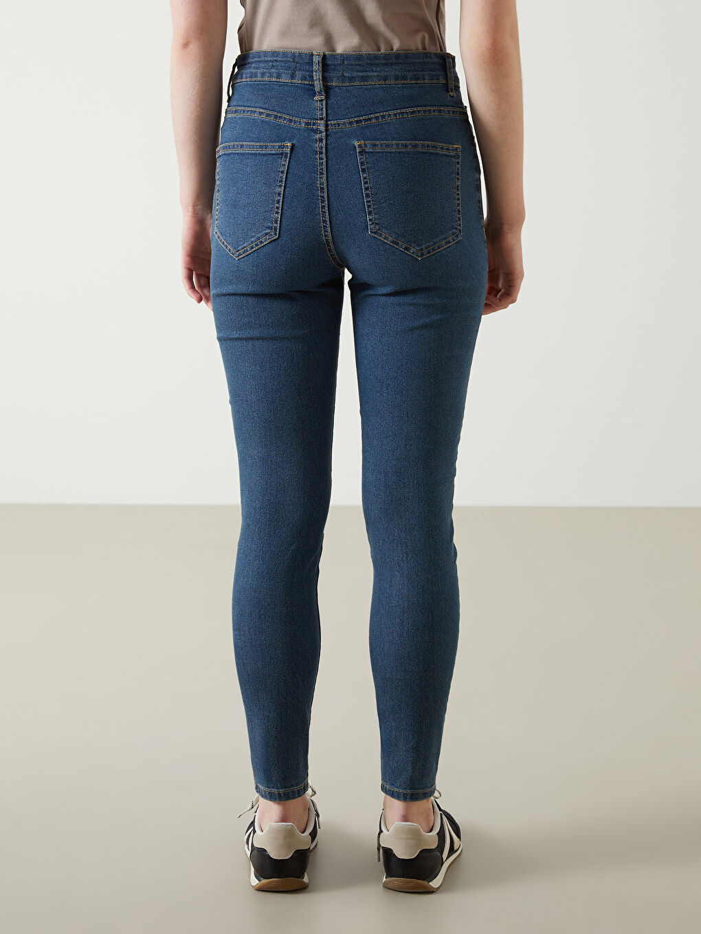 Jupiter Super Skinny Fit Women's Jeans-3