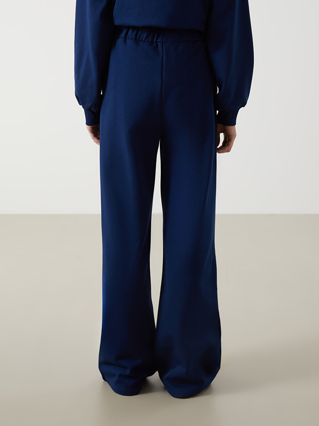 Elasticated Waist Women's Thick Sweatpants-3